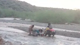 السيل شل المتر في جسر الهاملي متابعه الحساب وشكرا القانه جديد  السيل شل المتر في جسر الهاملي متابعه الحساب وشكرا القانه جديد