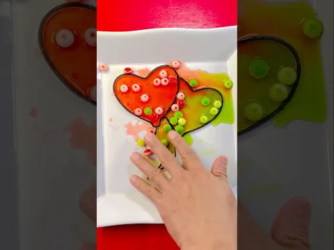Heart shaped balloon 🎈❤️💚 #shorts #satisfying #shortvideo #shortsfeed #foryoupage
