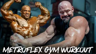 TRAINING AT THE LEGENDARY METROFLEX GYM