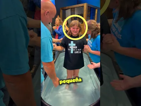 Ella Perdió A Su Mamá… Y Su Bautismo Hizo Llorar A Todos 💔🙏
