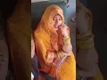 Download Lagu Desi sexy expression on public train of superb aunty #desi #train #bikini #belly