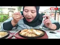 Lagi Viral Nih, Nyobain Makan Mie Ayam di Atas Hotplate, Enaknya Kebangetan !