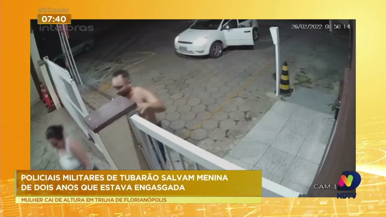 Policiais Militares de Tubarão salvam menina de dois anos que estava engasgada