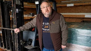 Baustellen Fortschritt & Klaus fliegt in den Urlaub I Typisch Ron
