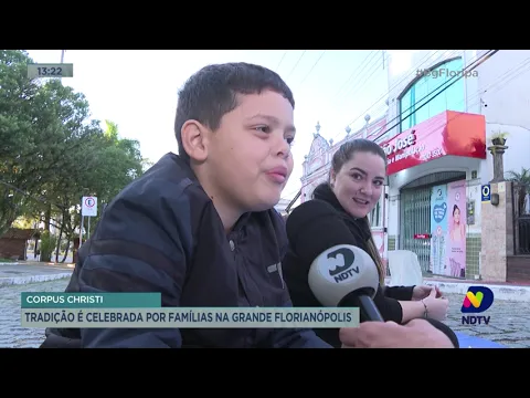 Famílias de Florianópolis mantém tradições no dia de Corpus Christi