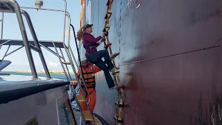 If You Think Docking A Sailboat Is Hard… – Ep. 156