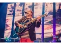 Download Lagu Oliver Jakovčev Berekin - Dižem sidro (v živo - Stožice)