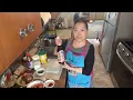 Hmong cooking: baked fish with tomato sauce/ civ nqaj ntseg