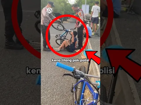 Bocah Ini Ditilang Pak Polisi Karena Main Sepeda Di Jalan Sampai Dia Menangis Dan Panik⁉️😱