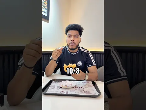 Street VS Cafe Burger ₹50 🍔 #trendingshorts #fypシ