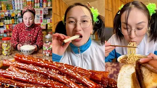 還記得童年的小賣鋪嗎?二妮拿假五毛蹭零食,自製老酸奶又耍賴?老闆娘今天到底虧了多少!#童年回憶 #懷舊零食