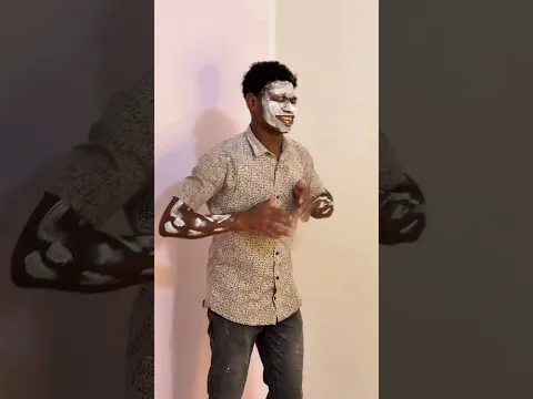 عامل نقاشة غلبان بياخد ٥٠ جنيه في اليوم.. شوفوا صاحب الشقة عمل معاه إيه! 💔😭