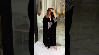 عبايات نوف مع عرض اي عبايتين من الكولكشن السعودية المطفي فيها اكثر من قصة في الامام والخلف الباة 