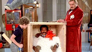 Worker must hang out with his boss' kid or he's fired | The Toy | CLIP