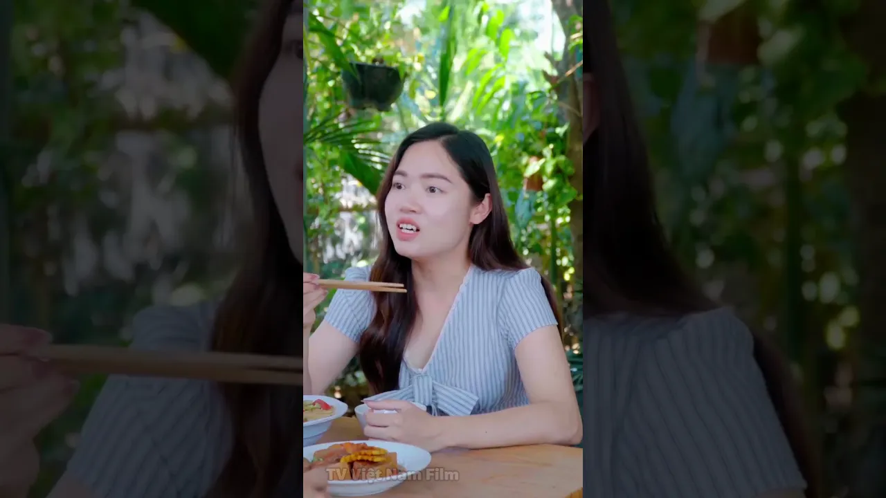 POV 1: Pretty girl goes to buy meat but doesn't want to pay #shorts poster