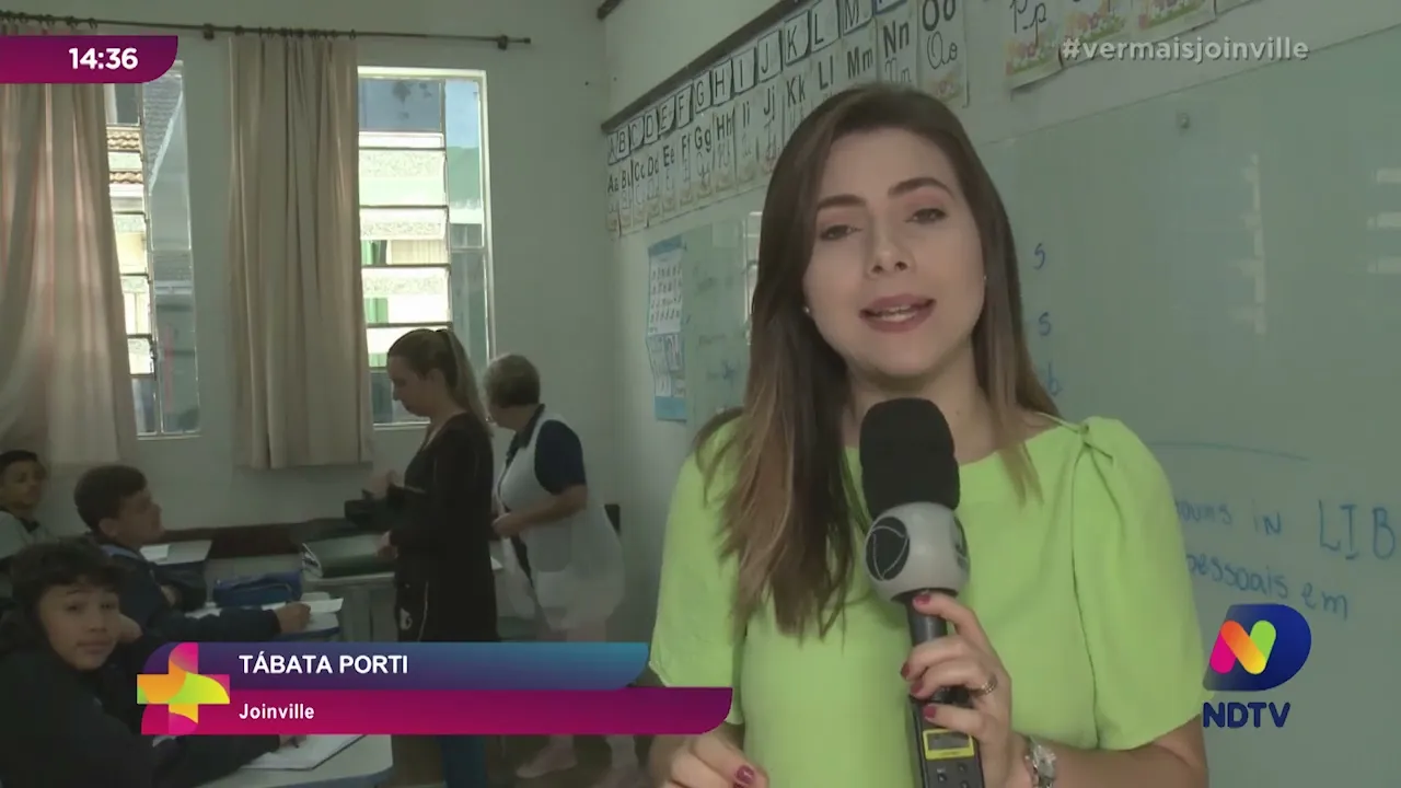 Escola municipal da zona Sul de Joinville adota libras como segunda língua