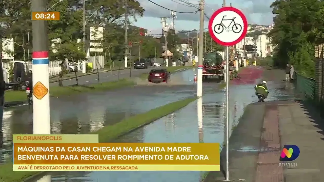 Máquinas da casan chegam na Avenida Madre Benvenuta para resolver rompimento de adutora