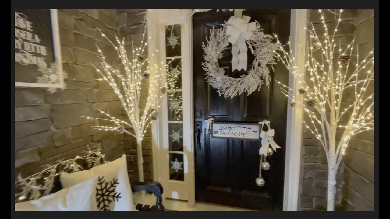 South Carolina Winter Wonderland Christmas House Tour 2021
