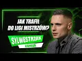 Lagu DAMIAN SYLWESTRZAK: TACY PIŁKARZE JAK KAPUSTKA, GROSICKI I ROMANCZUK POMAGAJĄ W PROWADZENIU MECZU