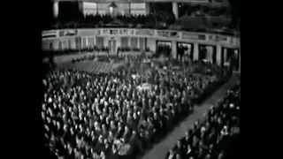 تلاوة فديو نادرة من سورة النور للشيخ مصطفى إسماعيل عليه رحمه الله مسجلة في عيد العلم 