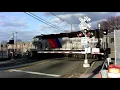 4K Ambulance barely makes it over level crossing in time