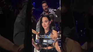 Video: Katy Perry suffers a wardrobe malfunction on American Idol&