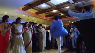 Download Punjabi Wedding Entrance - Pure Bhangra Style MP3