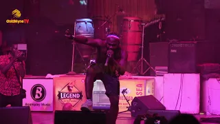 slimcase serenades felabration 2018 audience with his hit bangers