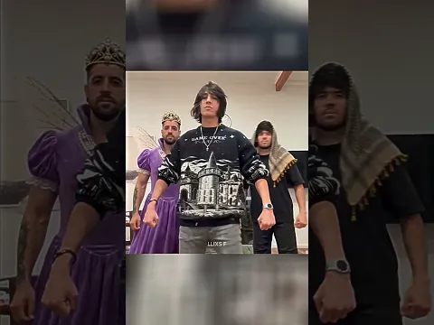 Estos Youtubers Estan En Todos Lados ☠️ (ES IA)