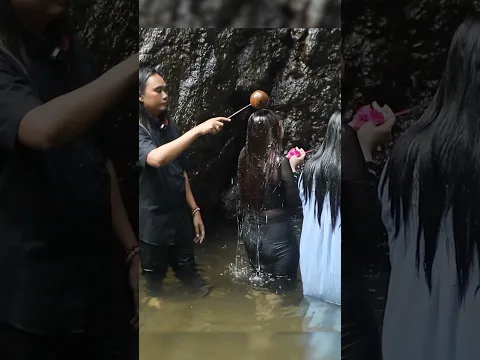 3 Perempuan Cantik Ini Lakukan Ritual Pemandian Demi Datang Rejeki dan Diri Jadi Perawan Lagi
