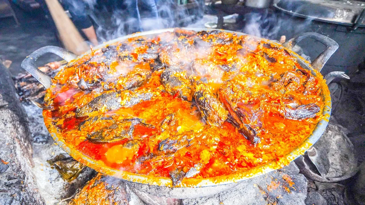 DEATH LEVEL 9999 EXTREME SPICY Indonesian Street Food - BEST Street Food in Indonesia, Jogjakarta