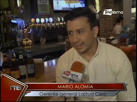 Tap Room Latitud Cero Cuenca ubicado frente al Parque Calderón