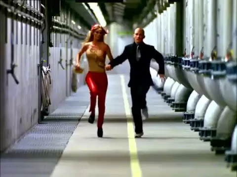 Download MP3 James Bond Theme (Moby's Re-Version) - Official video