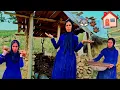 Download Lagu Homeless mother built a hut to save her children! ❄️🏚️🐺