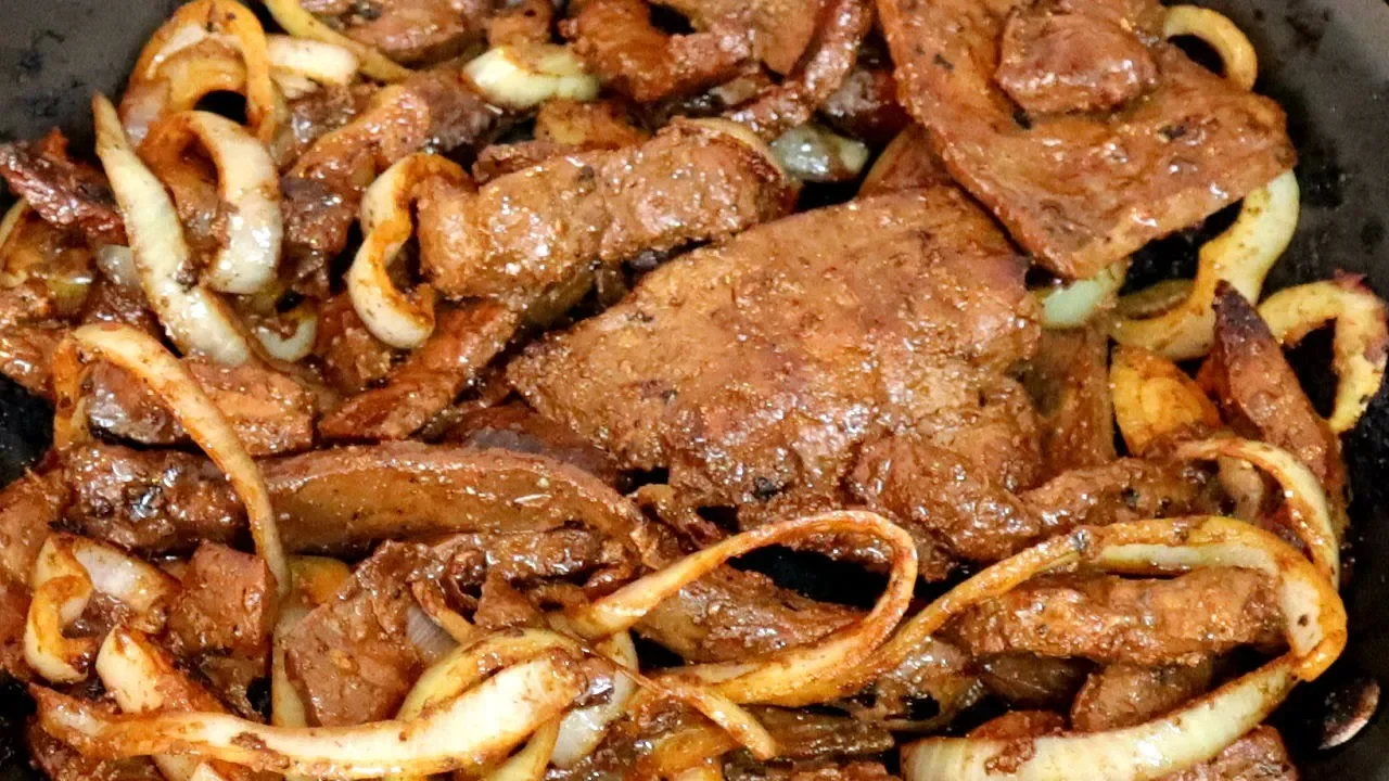 DEPOIS QUE APRENDI A FAZER BIFE DE FIGADO ASSIM, EU NÃO VIVO MAIS SEM - SUPER MACIO E DELICIOSO !!