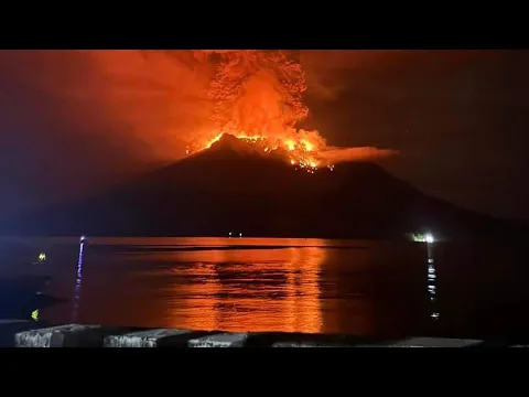 Download MP3 Tsunami alert after a volcano in Indonesia has several big eruptions and thousands are told to leave