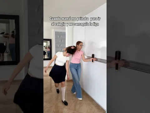 Cuando mamá me peinaba para el colegio 🏫 🥴