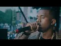 Kanye West  feat. Talib Kweli & Common  get 'em high live at Dave Chappelle's Block Party