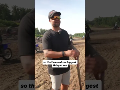 Beat the motorcycle out of the corner