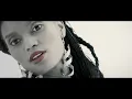 R2bees "Love"