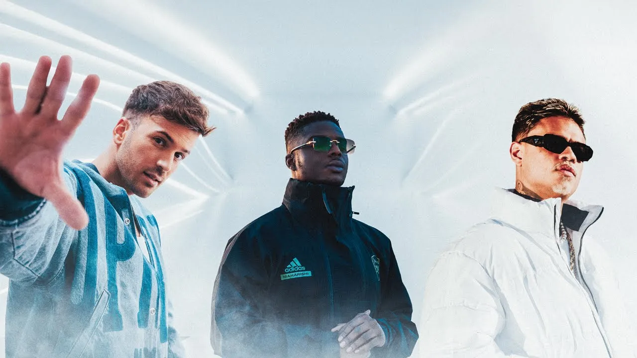 David Carreira - Comme Avant ft. Ninho & Mc Cabelinho (Clip officiel) David Carreira - Comme Avant ft. Ninho & Mc Cabelinho (Clip officiel)