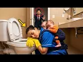 Download Lagu SCHOONMAAKSTER MET TWEELING WERD DOOR HUISHOUDSTER OPGESLOTEN… MAAR DE MILJONAIR ONTDEKTE HET GEHEIM