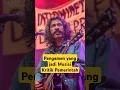 Download Lagu Iwan Fals: Dari Pengamen Jalanan Hingga Legenda Musik Indonesia!