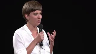 O que nosso olhar sobre dinheiro revela sobre nós? | Isabel Zborowski & Taiana Trajano | TEDxUNIRIO