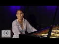 Lagu MUST WATCH.....Kayla Waters INCREDIBLE live intro for her single 'Signs and Wonders'.