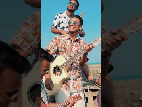 আমার মন বসে না শহরেইট পাথরের নগরে,তাই তো আইলাম সাগরে!!!