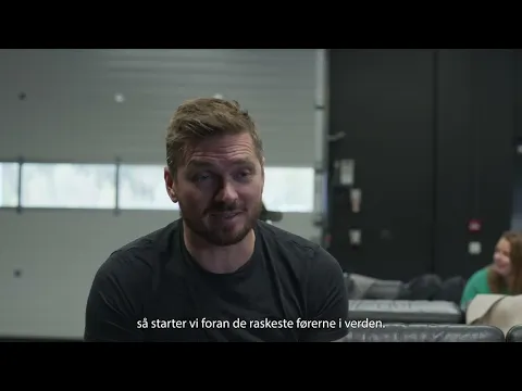 Reklame for Elvebakken videregående i SIM-racing for Mental Helse Ungdom 2024