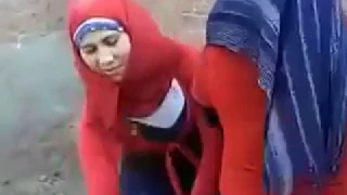 بنات مصريه فلاحين بيرقصوا على اغنية مفيش صاحب يتصاحب  بنات مصريه فلاحين بيرقصوا على اغنية مفيش صاحب يتصاحب