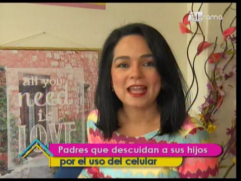 Padres que descuidan a sus hijos por el uso del celular