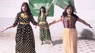 كليب اوتريت الارض تجمعنا     دندنها